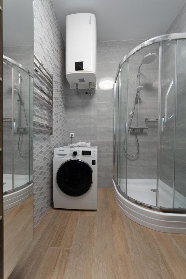 New Modern Apartments. Metro Minskaya Kijów Zewnętrze zdjęcie