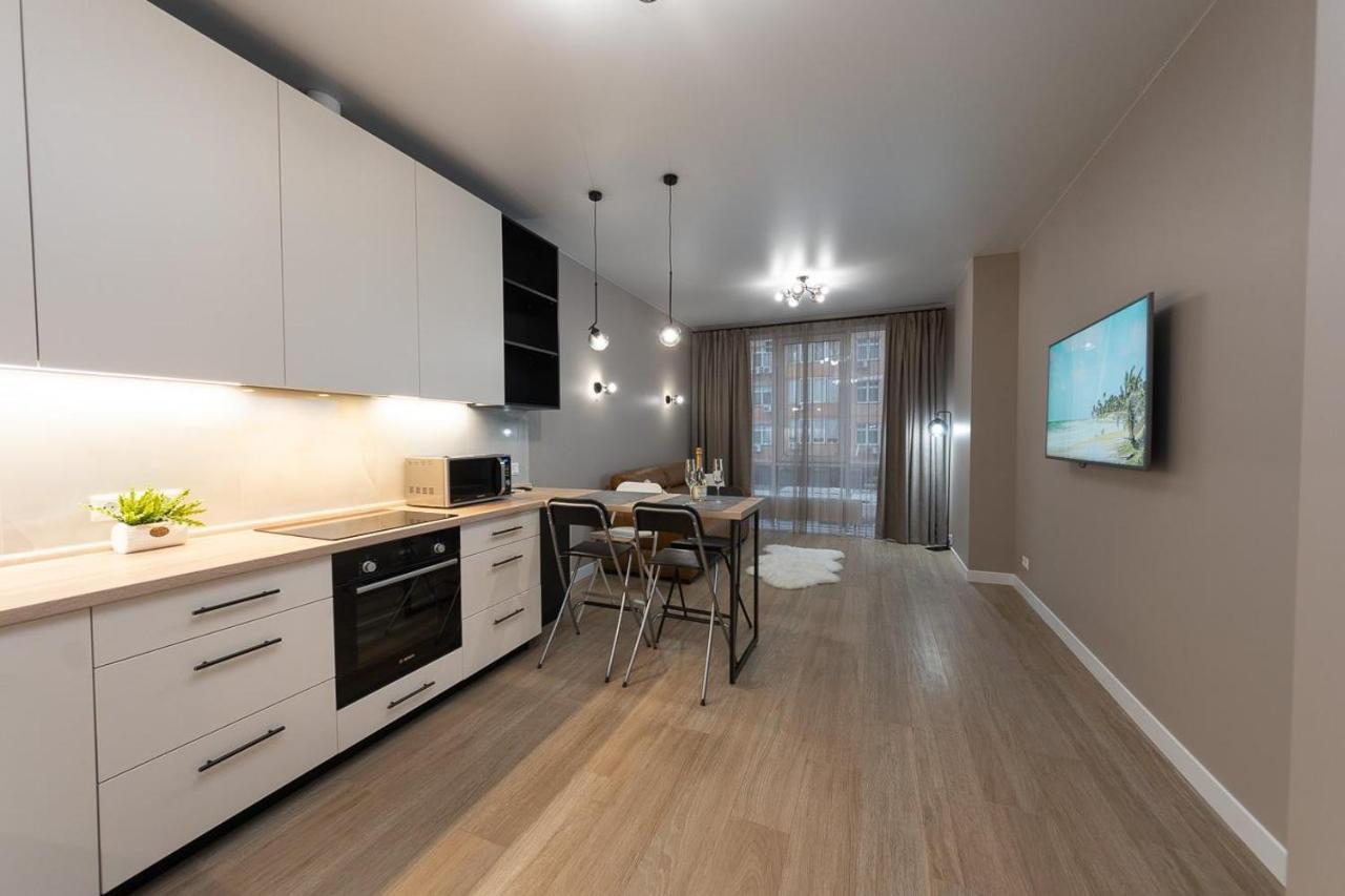New Modern Apartments. Metro Minskaya Kijów Zewnętrze zdjęcie