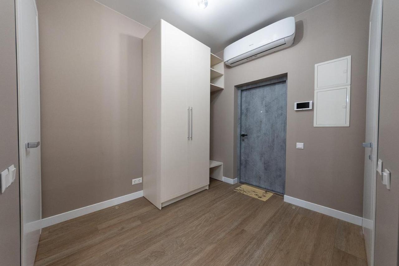 New Modern Apartments. Metro Minskaya Kijów Zewnętrze zdjęcie
