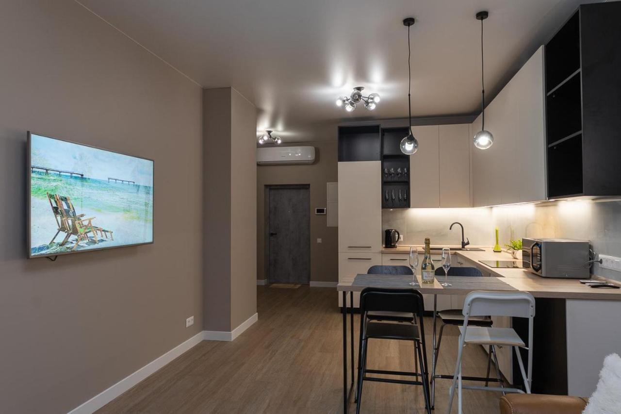 New Modern Apartments. Metro Minskaya Kijów Zewnętrze zdjęcie