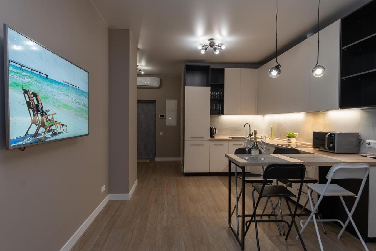 New Modern Apartments. Metro Minskaya Kijów Zewnętrze zdjęcie